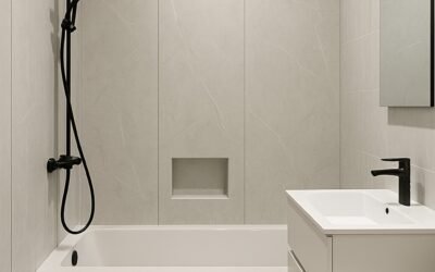 Wandpanelen badkamer laten plaatsen: elegant, waterbestendig en onderhoudsvriendelijk design